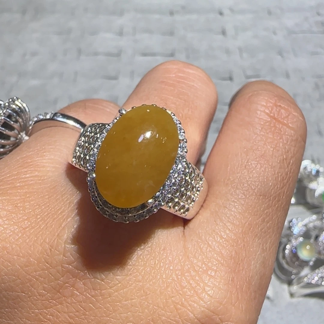 翡翠未镶嵌戒指翡翠