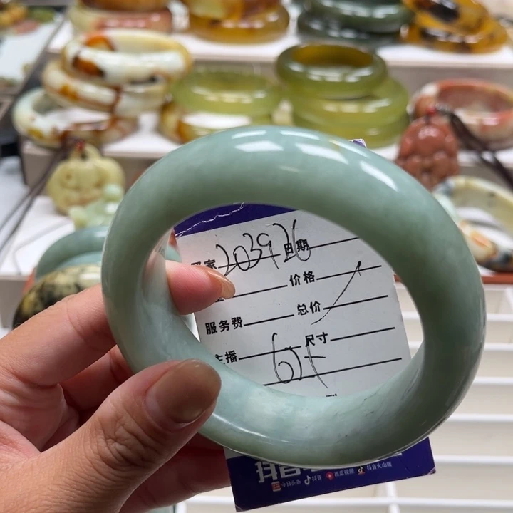 翊***儿蛇纹石玉未镶嵌手镯