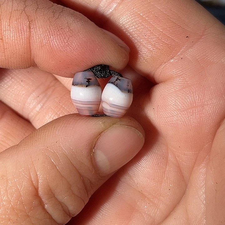 未镶嵌颈饰玛瑙/玉髓B****a