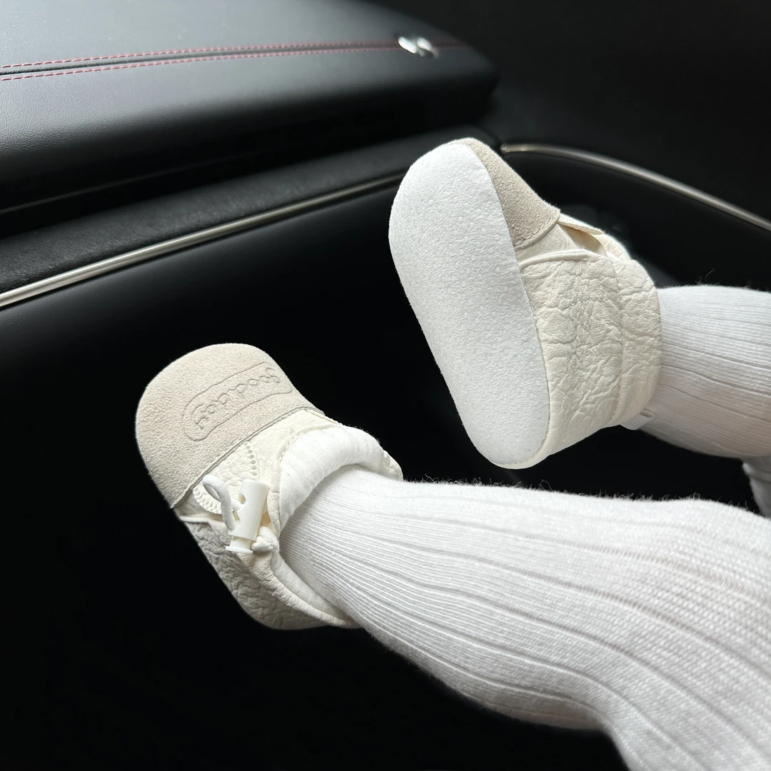 婴幼儿软底步前鞋3-6到12月男女宝宝春秋学步防滑抽绳防掉外出鞋