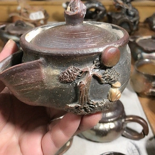 瓷片微瑕的独钓寒江雪