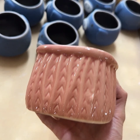 瑕疵····全是福利····