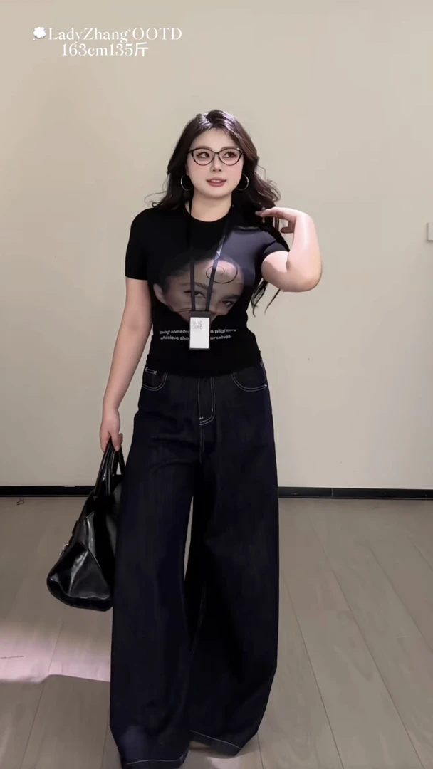【大小姐】美式复古人像印花黑色正肩短袖修身辣妹短款上衣