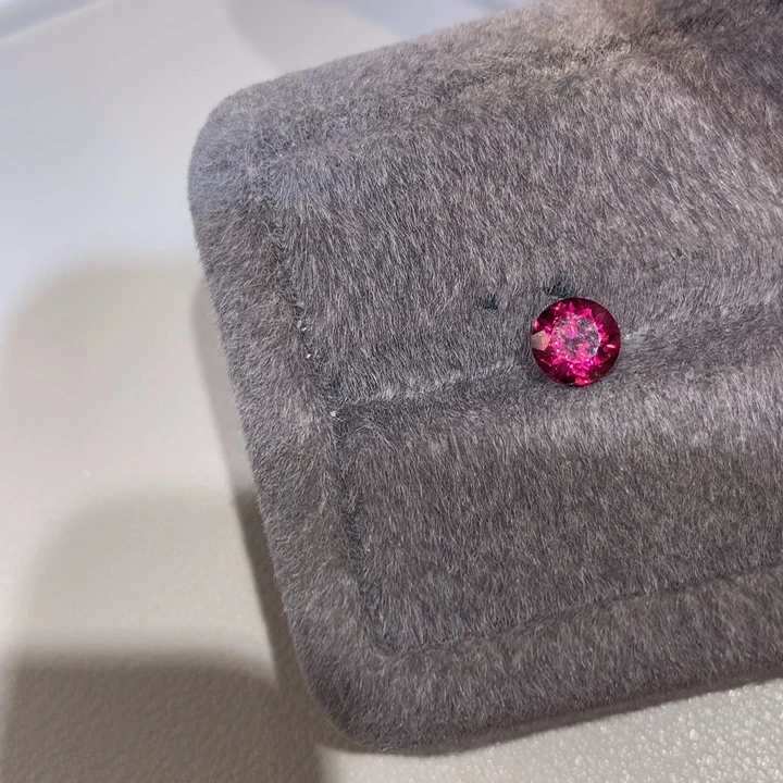 石榴石裸石未镶嵌正****の1.18克拉