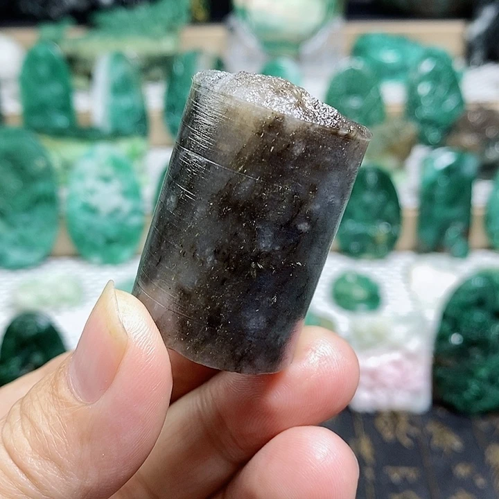 未镶嵌独山玉颈饰