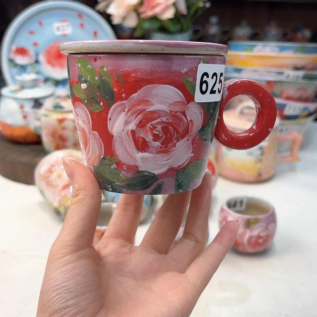 瓷片兔兔好可爱呀