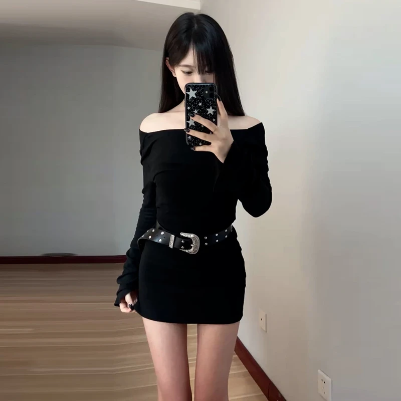 2025新款法式黑色一字肩连衣裙子女早初秋纯欲辣妹风修身包臀短裙