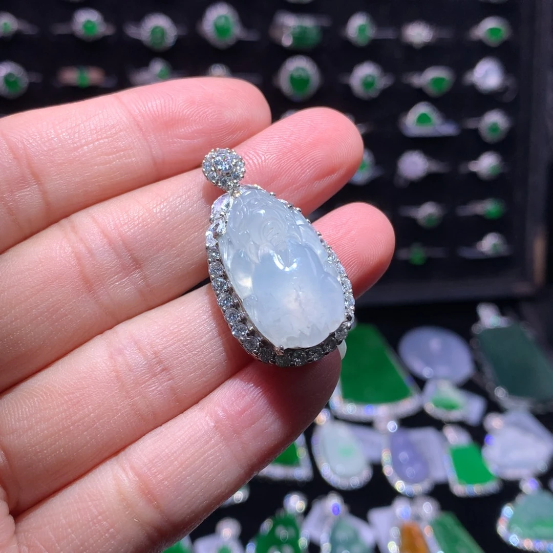 翡翠银S925镶嵌颈饰翡翠