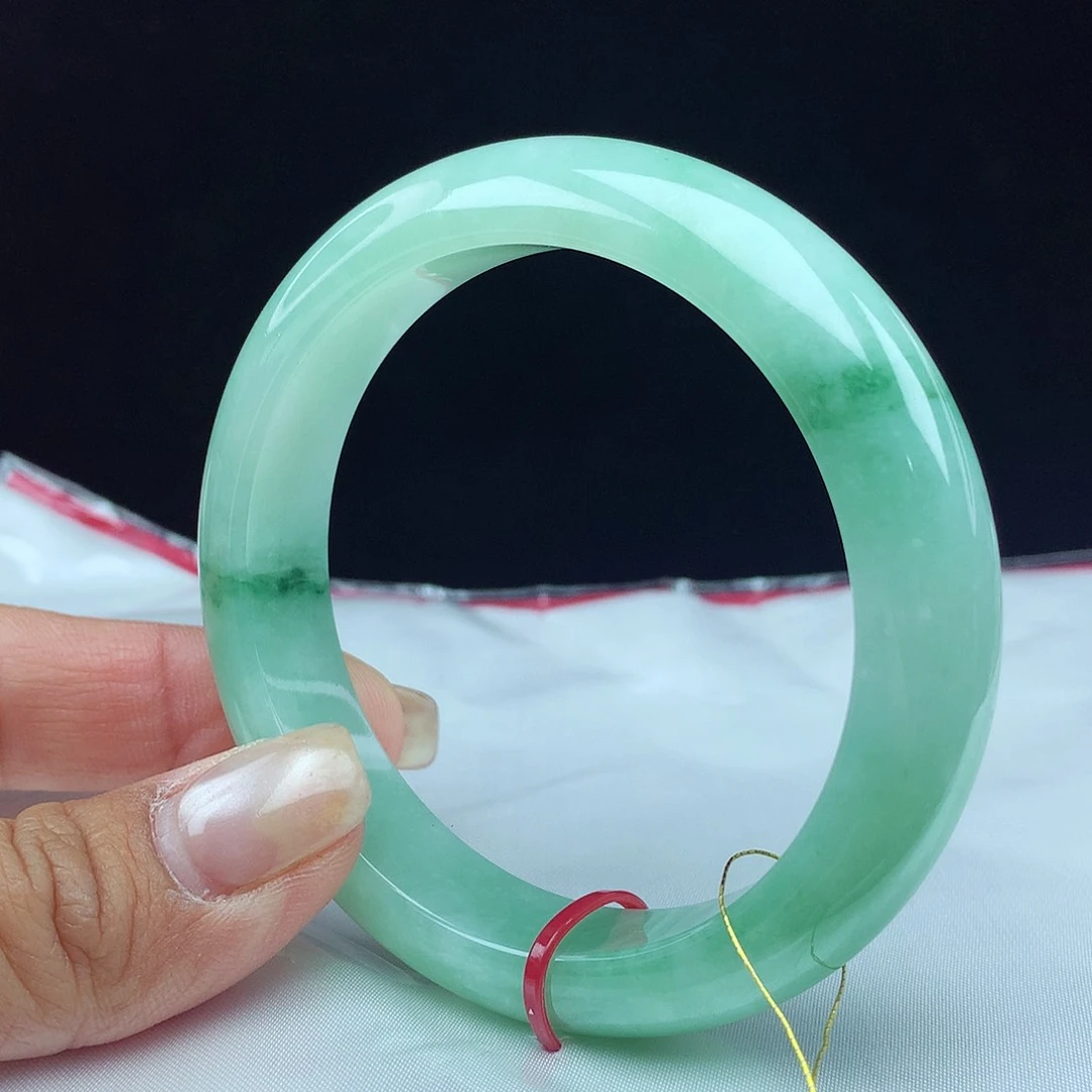 翡翠手镯未镶嵌57圈 3647