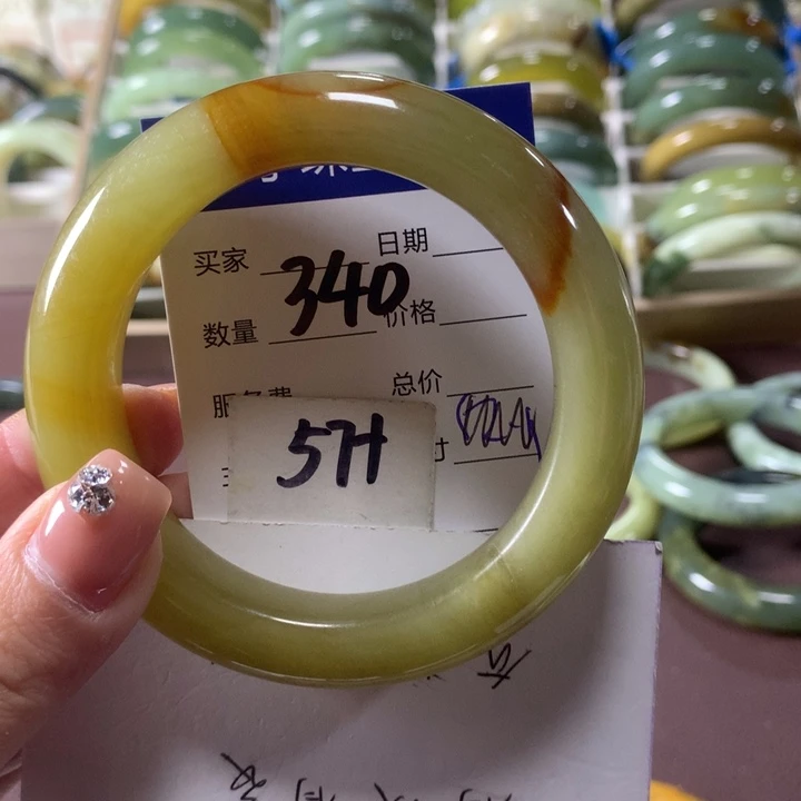 蛇纹石玉未镶嵌手镯340