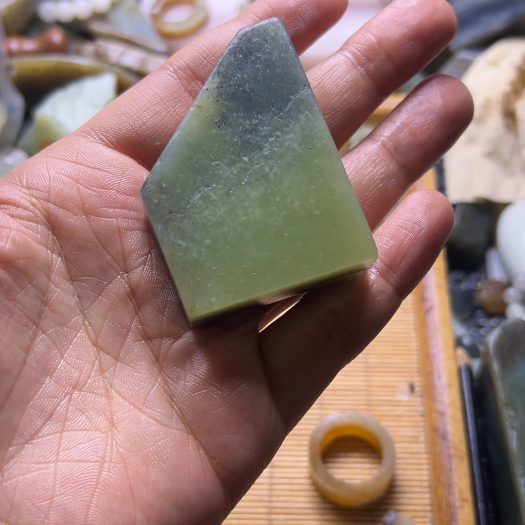 和田玉（糖玉）未镶嵌挂件