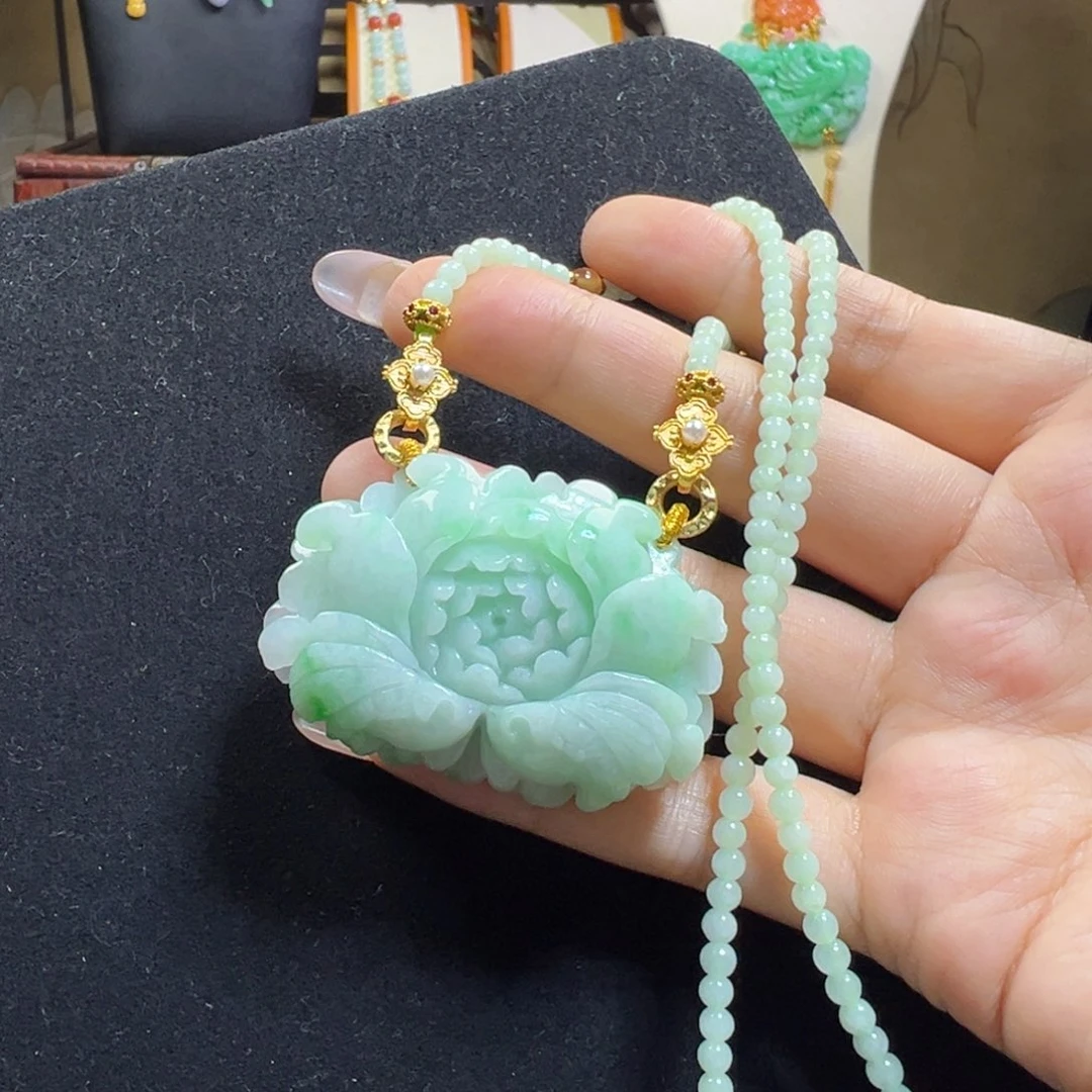 翡翠未镶嵌毛衣链绿翡花