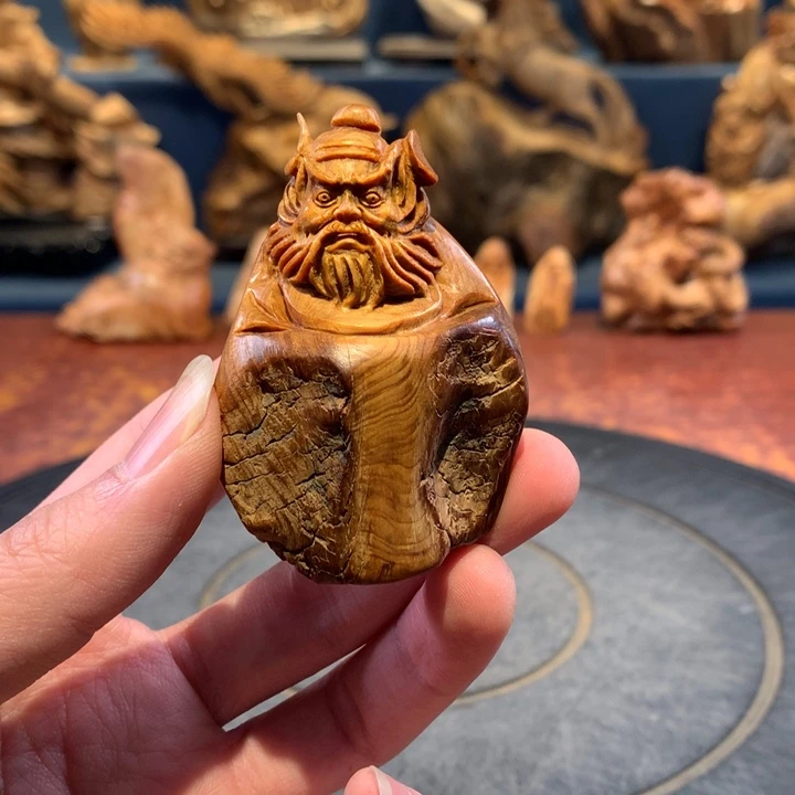 柏木（崖柏）根雕摆件