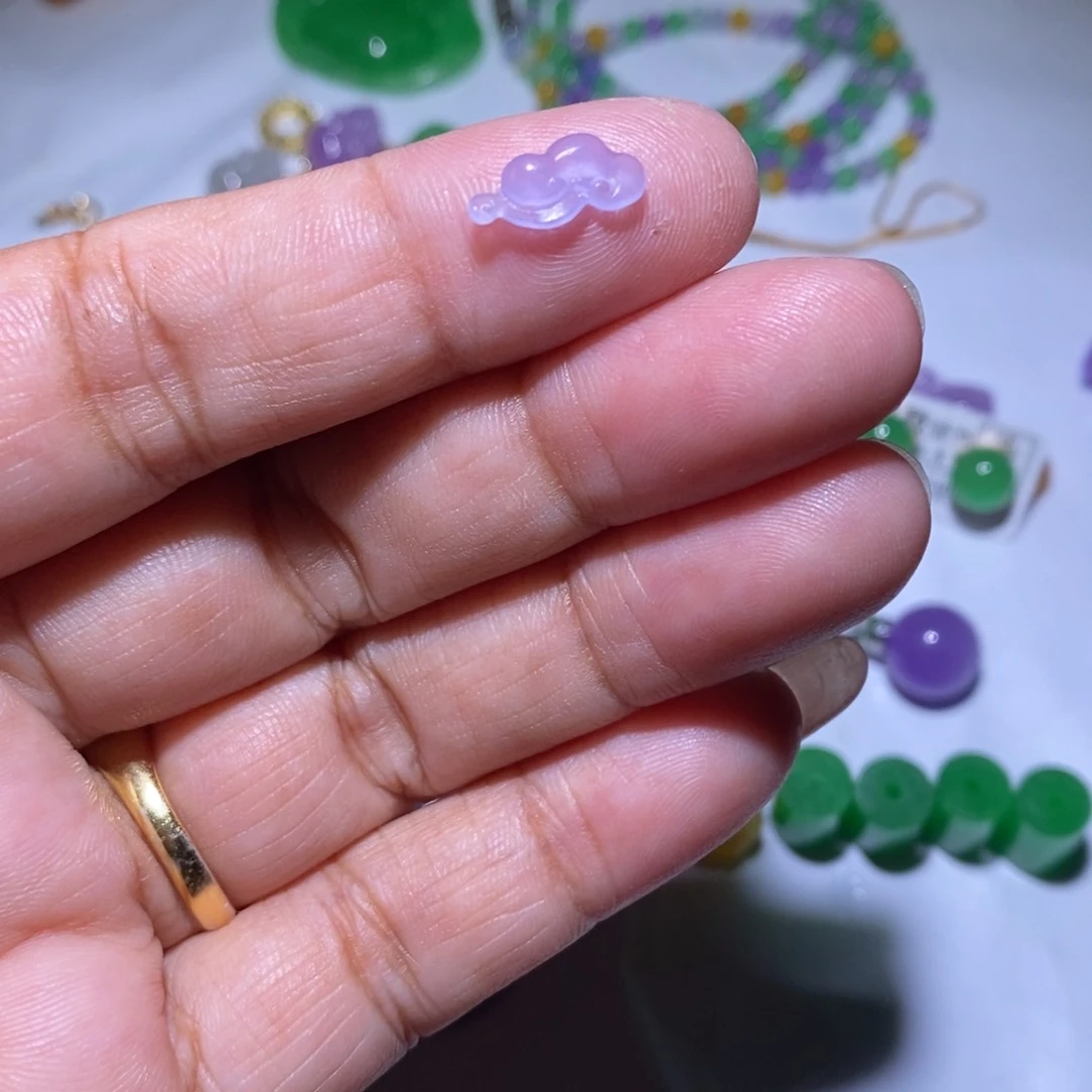 颈饰未镶嵌翡翠2