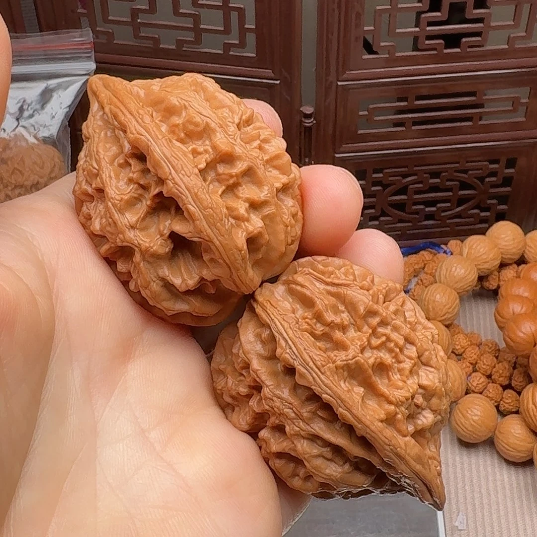 文玩核桃把件大沽石