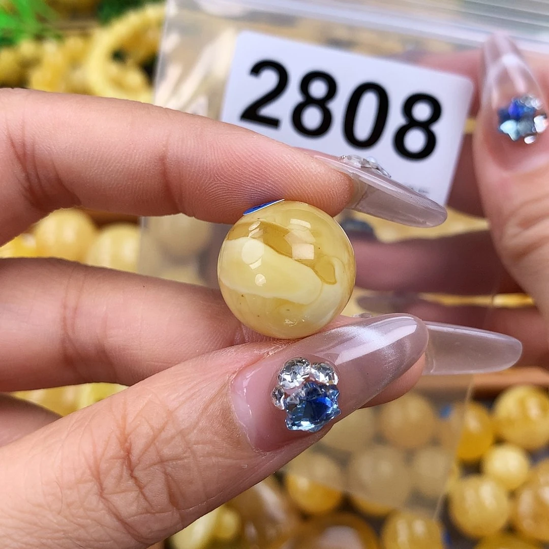 未镶嵌琥珀珠宝奇石18.5