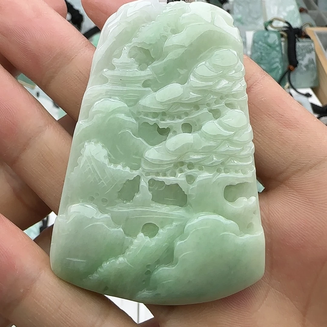 翡翠未镶嵌颈饰翡翠