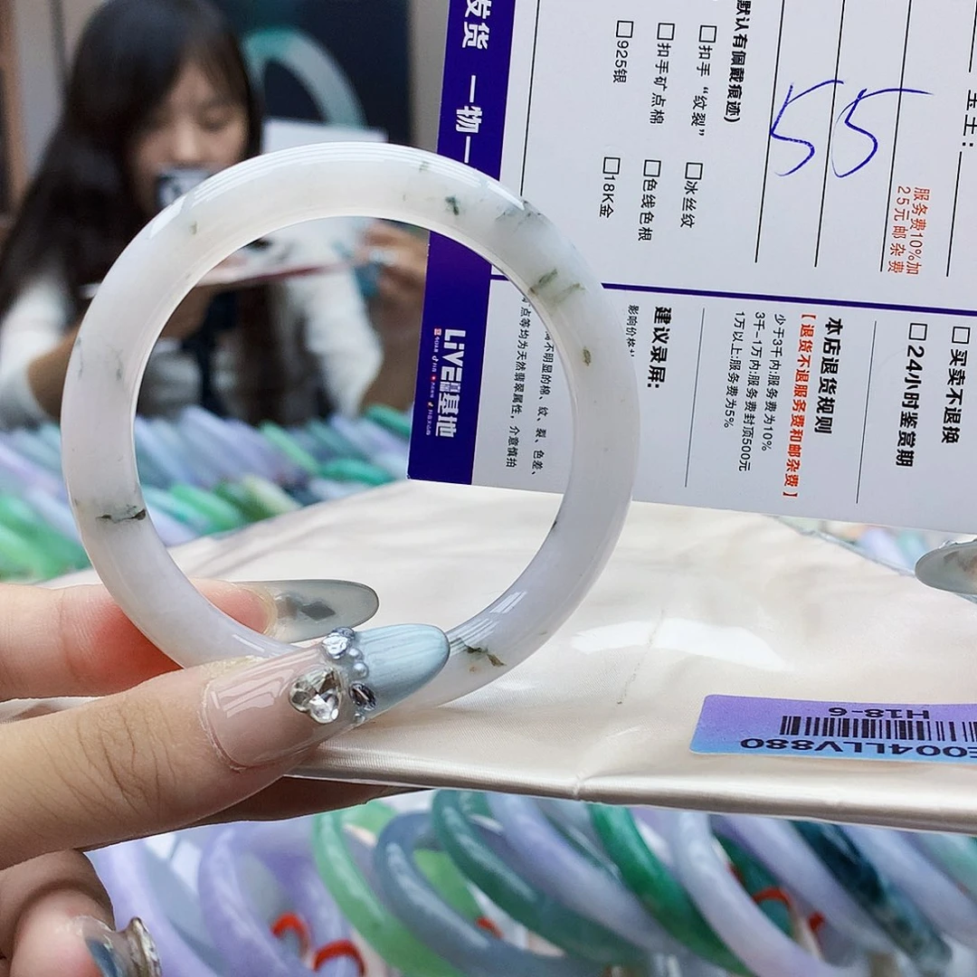翡翠手镯未镶嵌f