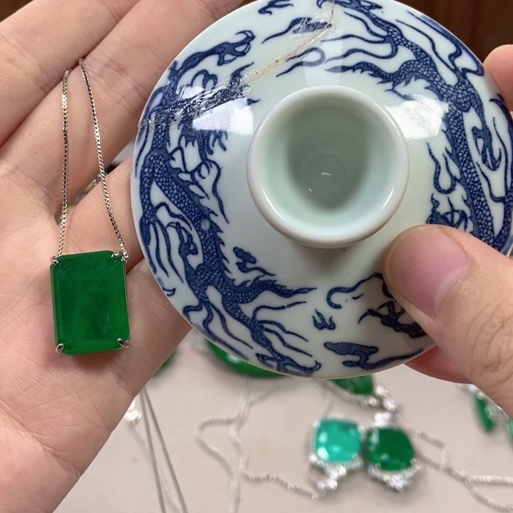 瓷片不哈哈哈哈家家户户姐姐