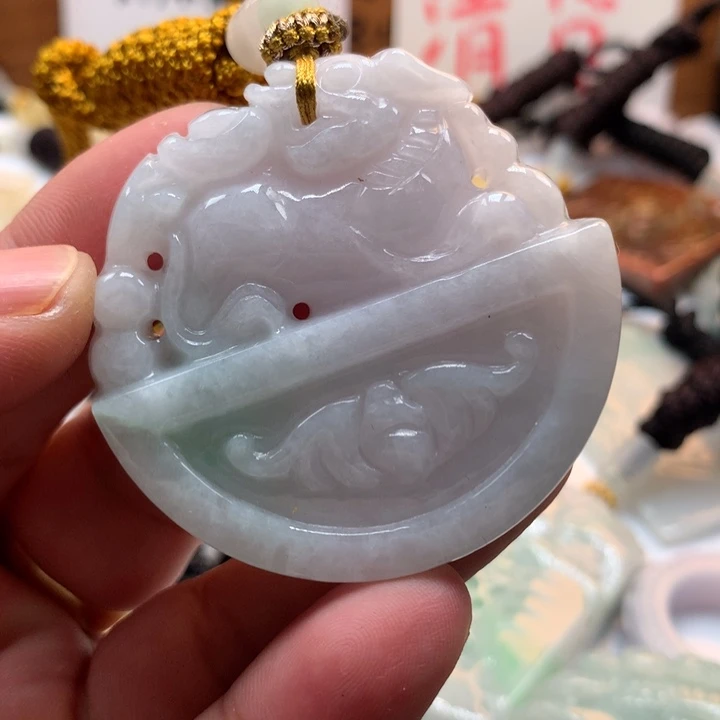 翡翠未镶嵌颈饰保真天然a货翡翠