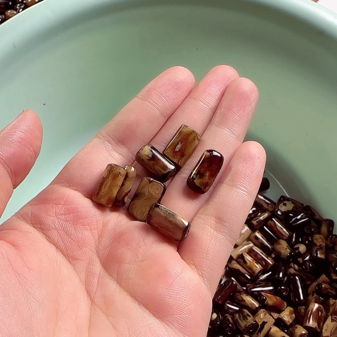 泥塑血柳单颗无暇毕业