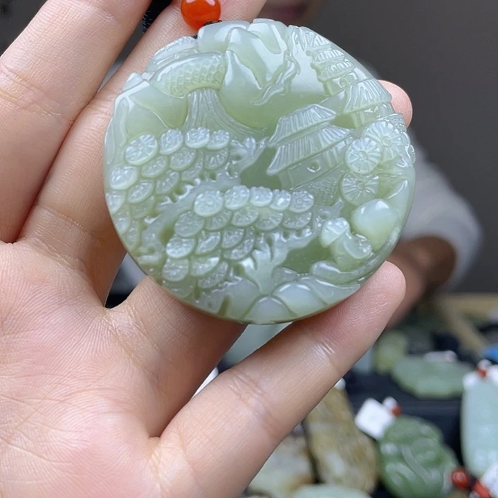 和田玉未镶嵌颈饰