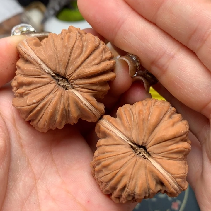 【闪购商品】吊坠文玩核桃木*缘44-27953-02