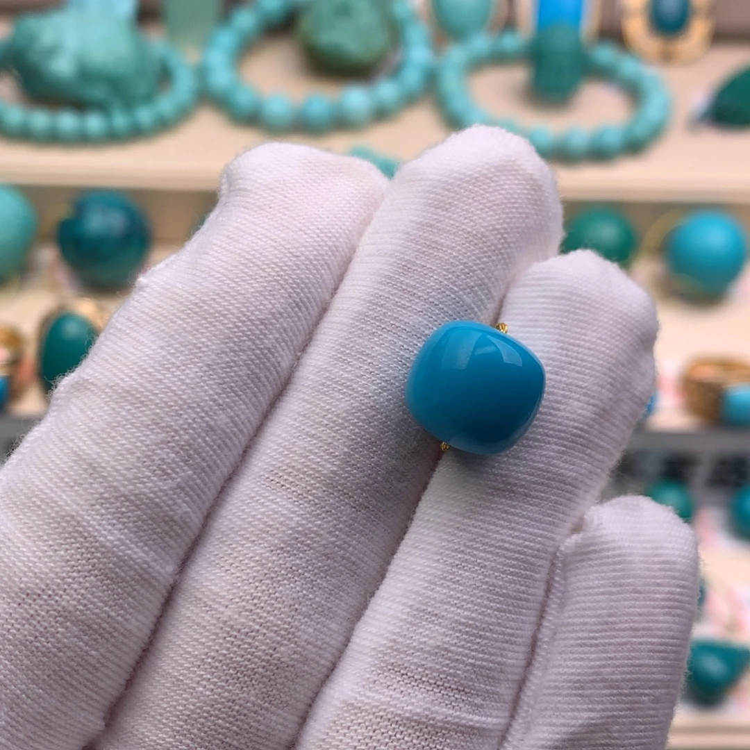 绿松石未镶嵌珠宝奇石11.6