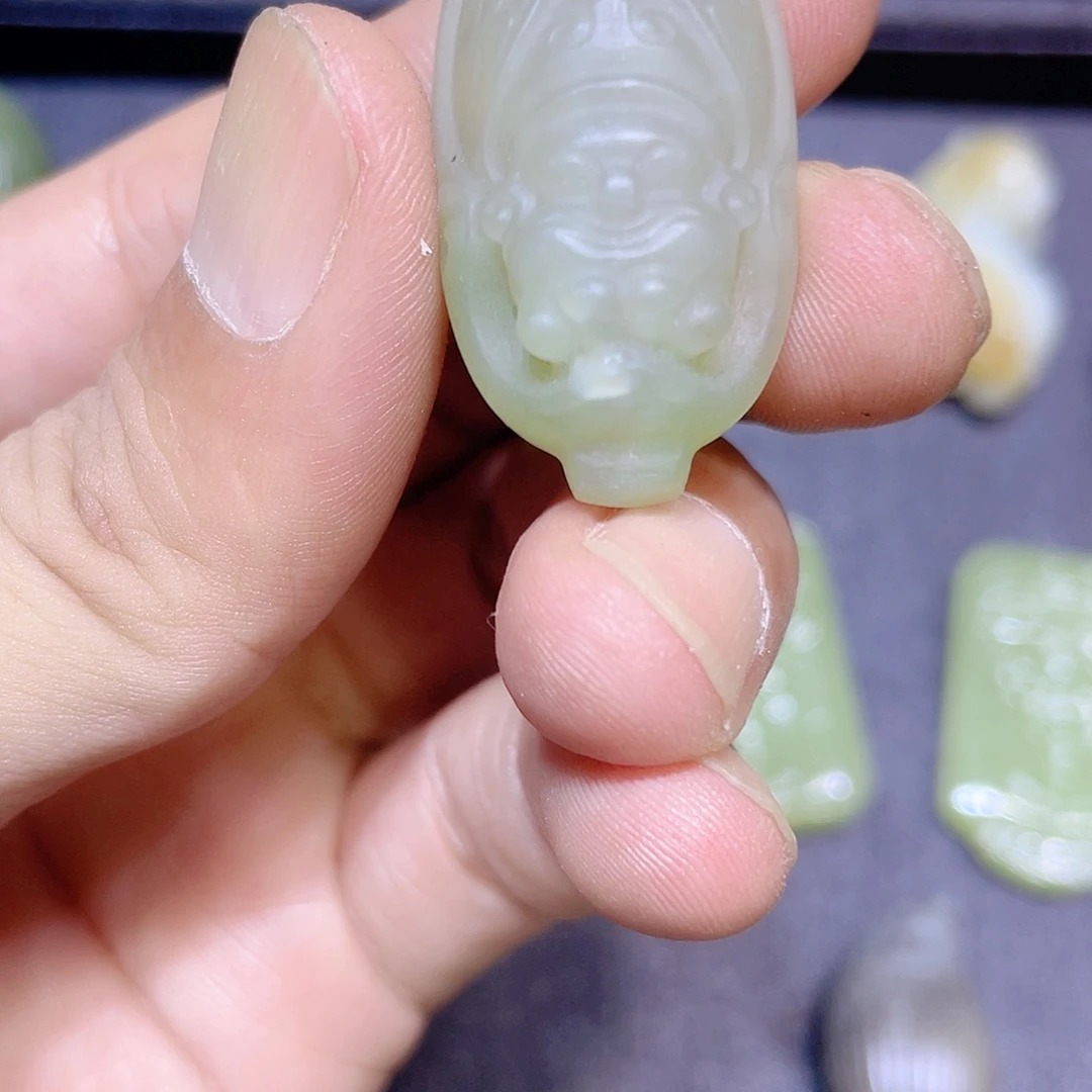 吊坠(不含链)未镶嵌和田玉（糖玉）