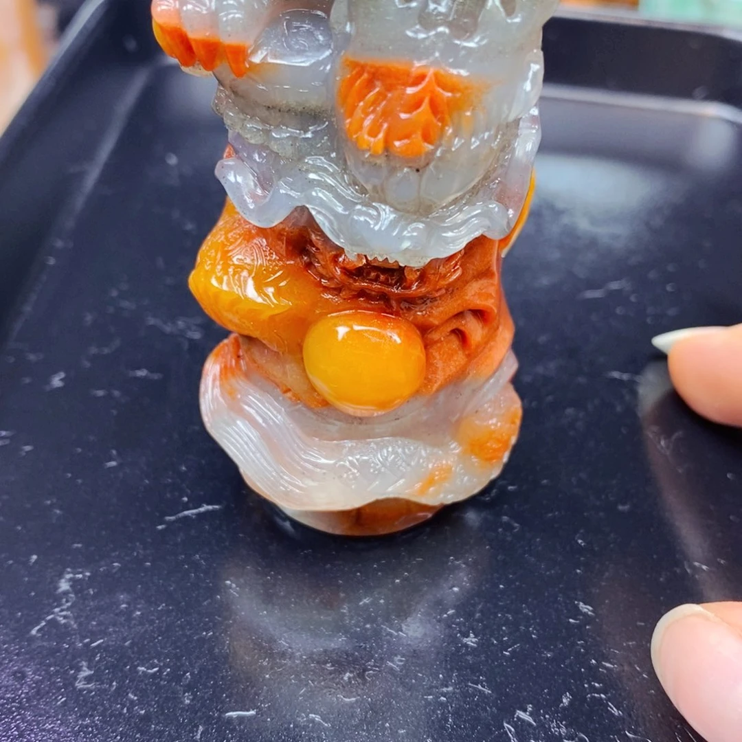石英质玉（黄龙玉）未镶嵌颈饰