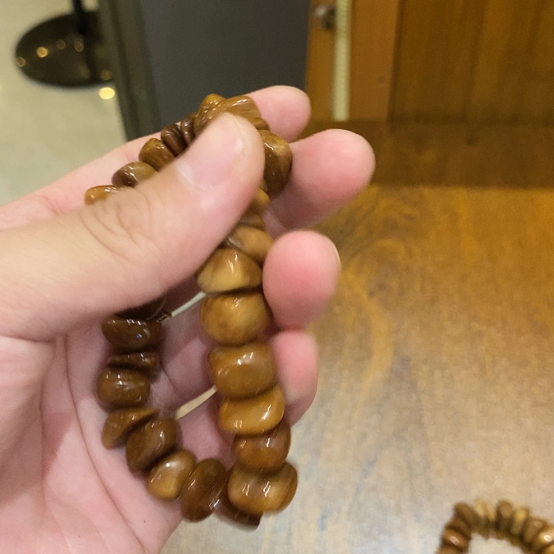 非洲檀香无事牌一条