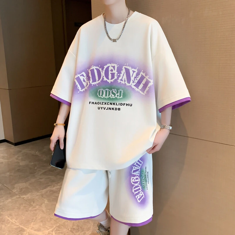 夏季薄款冰丝休闲运动套装男生短袖t恤短裤青少年潮流百搭两件套