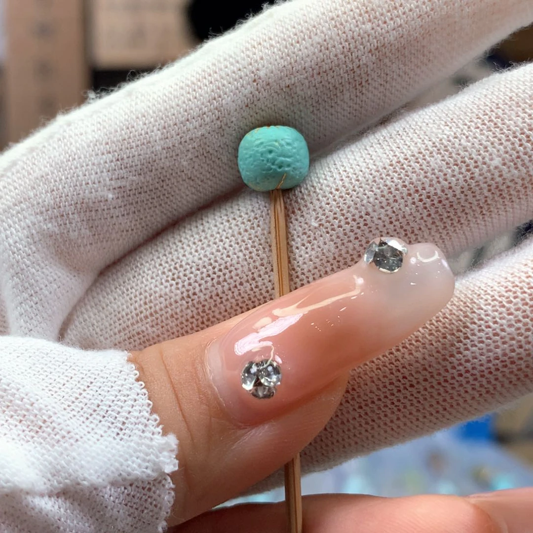 绿松石未镶嵌挂件