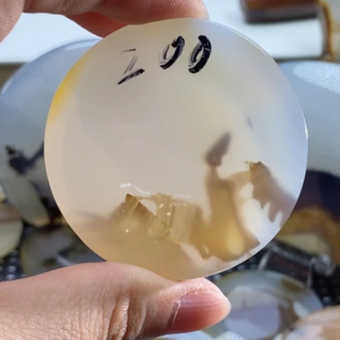 玛瑙/玉髓颈饰未镶嵌老*生
