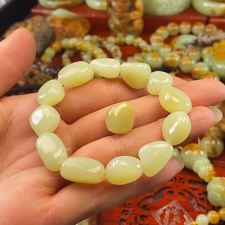 手链未镶嵌岫岩老玉（透闪石质玉）懒*猫