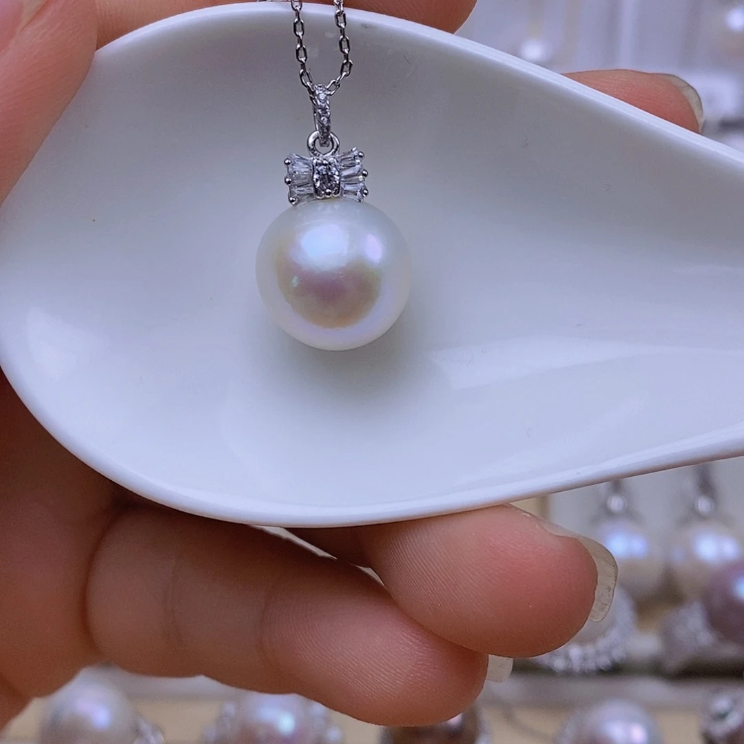 淡水珍珠银S925镶嵌吊坠(赠链)