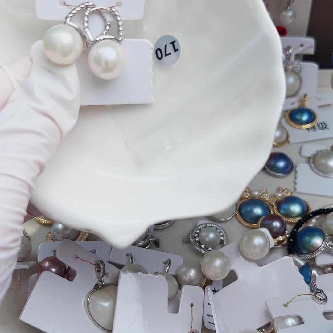 银S925镶嵌拼合珍珠（马贝珠）颈饰