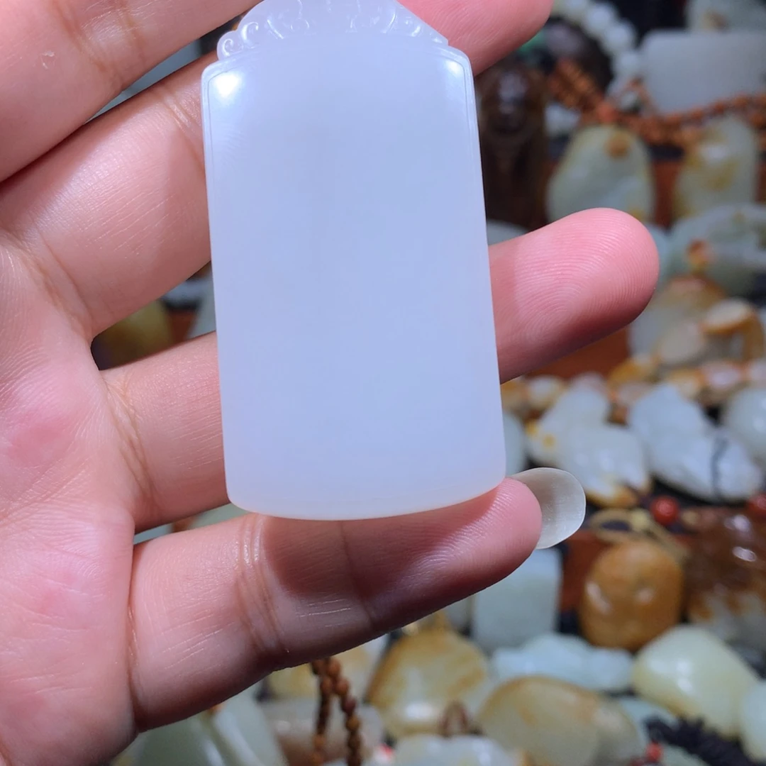 和田玉未镶嵌颈饰k*