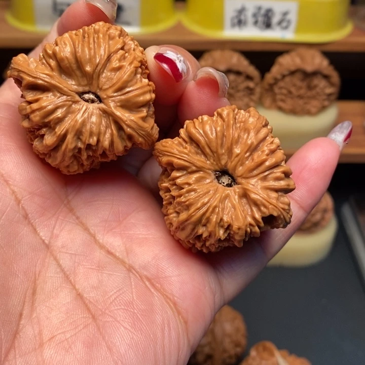 文玩核桃吊坠40全品南疆石