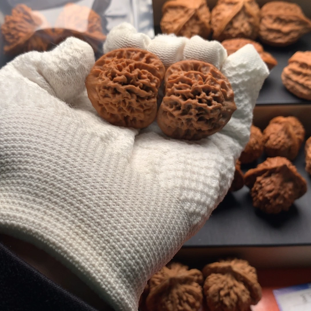 M***唐把件文玩核桃秦闷