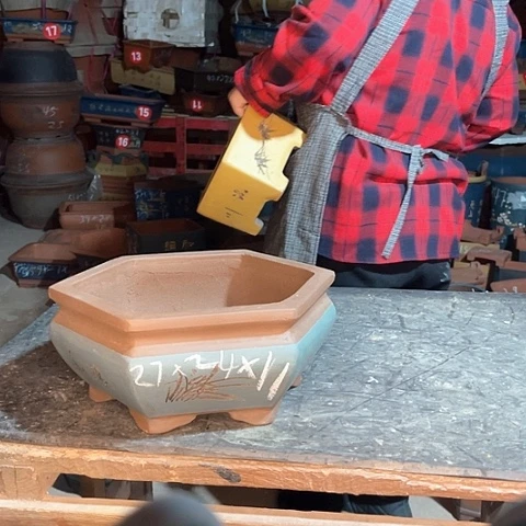 紫砂花盆六方盆一个