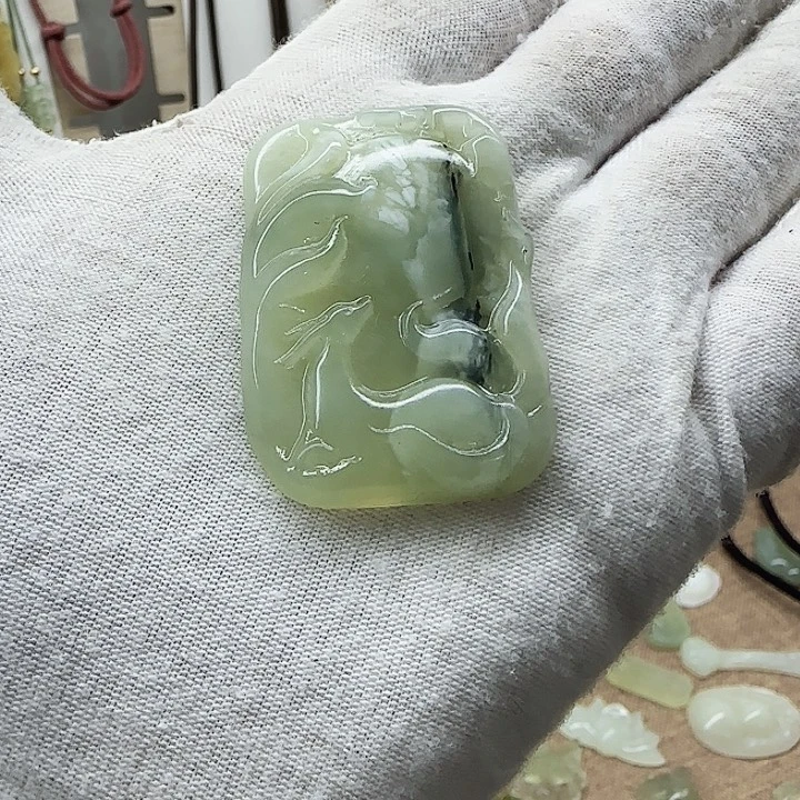 岫玉合金颈饰565656