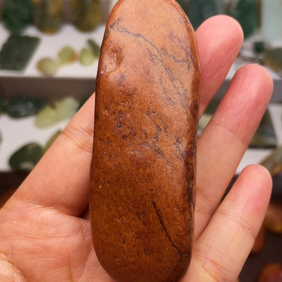 岫岩河磨玉（透闪石质玉）颈饰未镶嵌