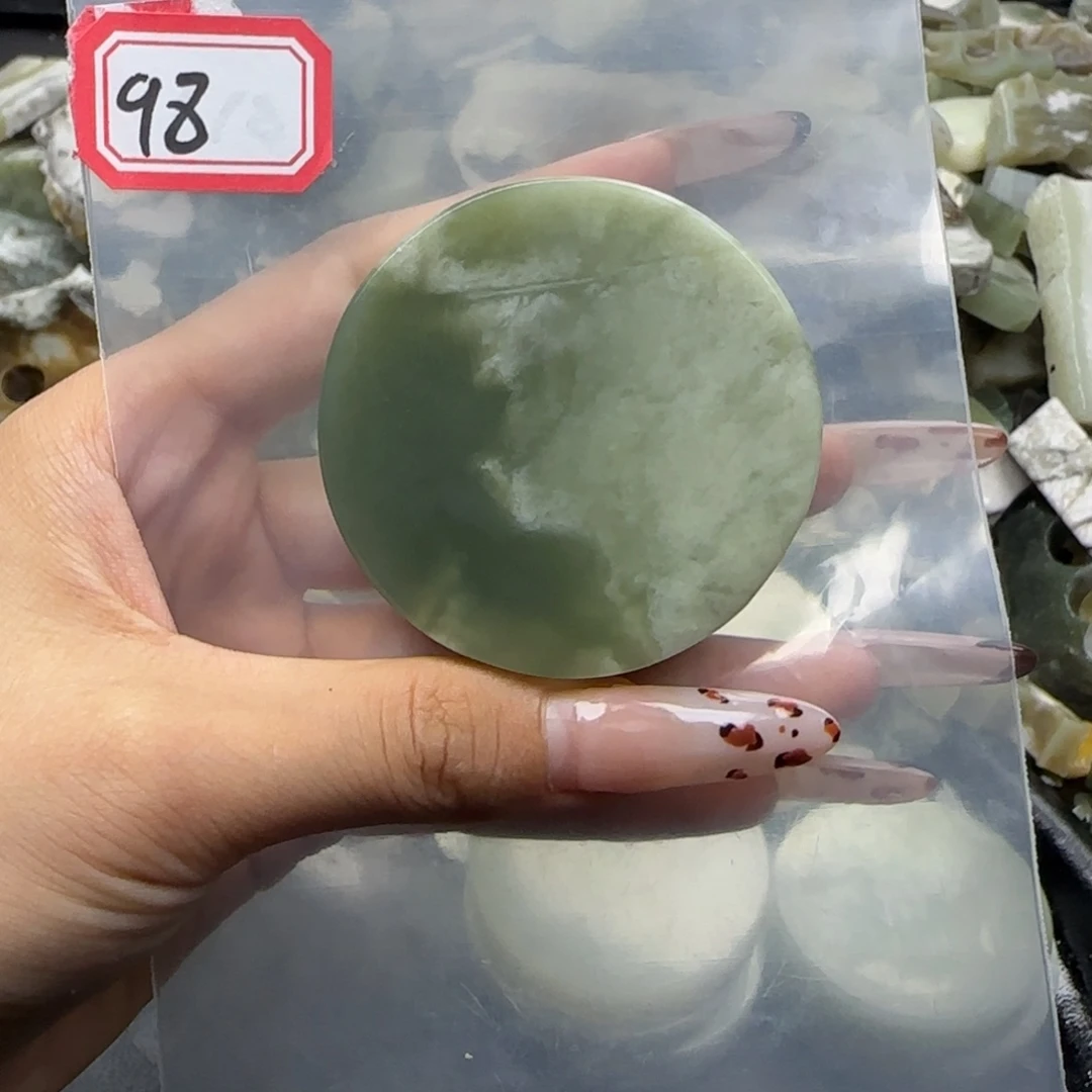 和田玉未镶嵌珠宝半成品
