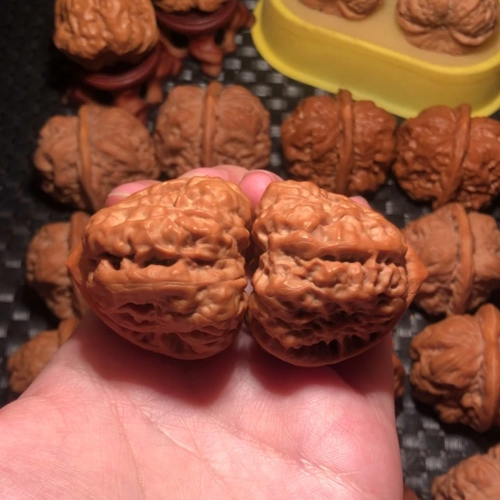 慕***葉把件文玩核桃正三角