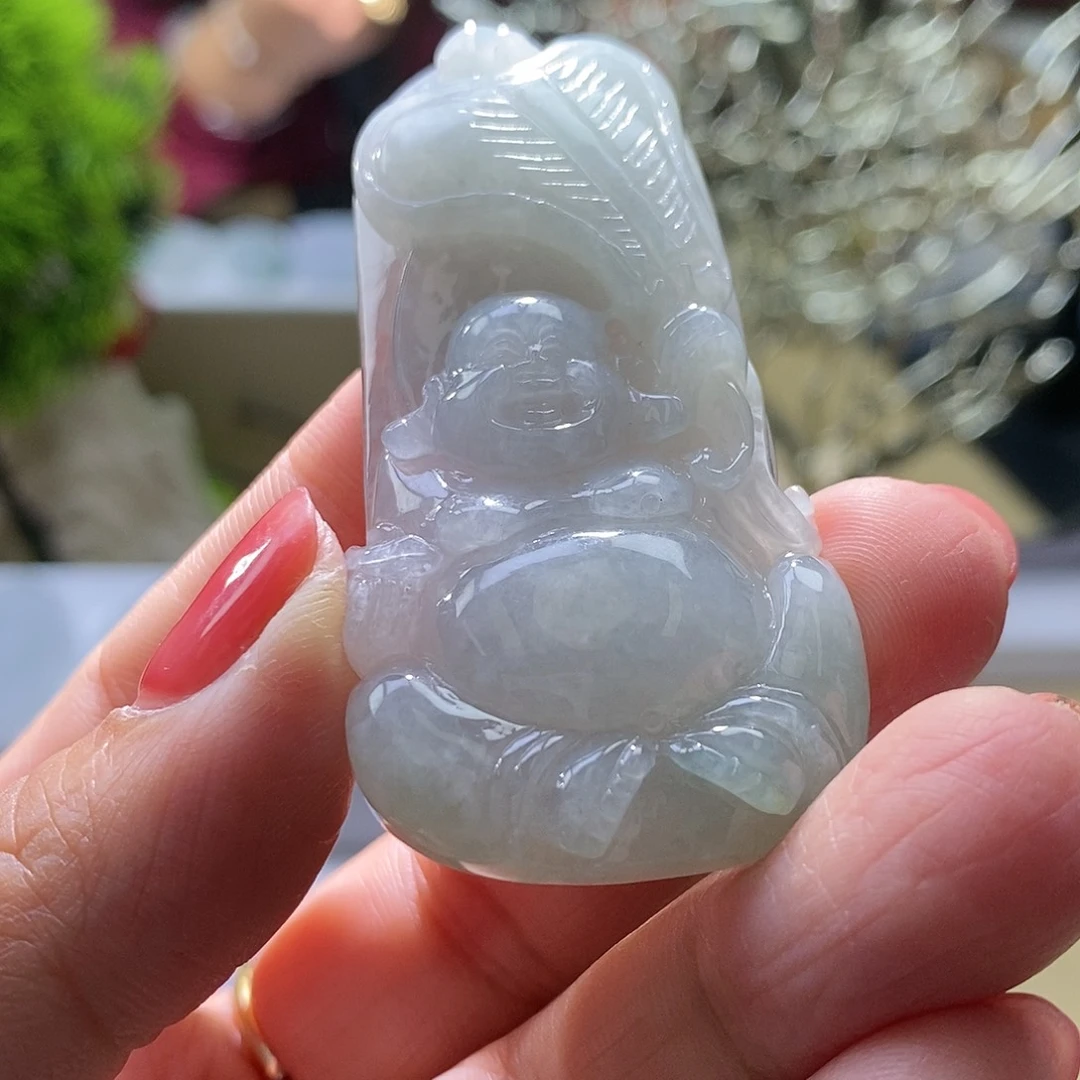 【闪购商品】翡翠颈饰未镶嵌佛
