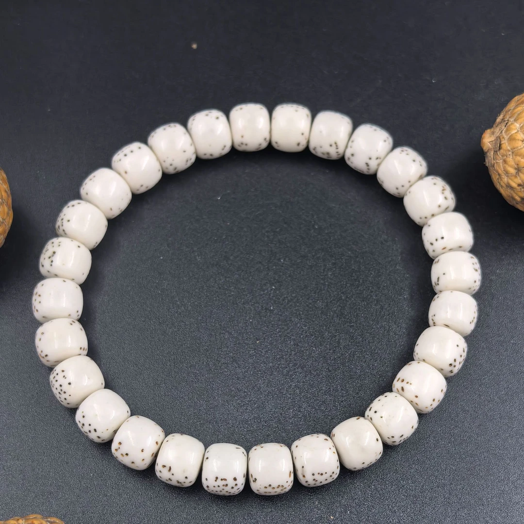 海南原生态星月菩提7*8星月河豚手串