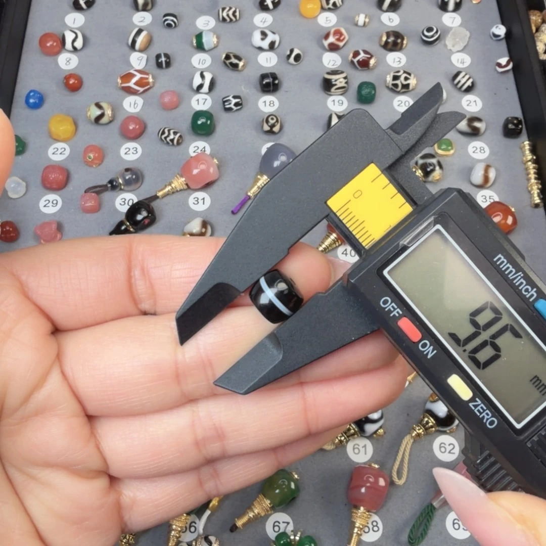 玛瑙/玉髓未镶嵌饰品