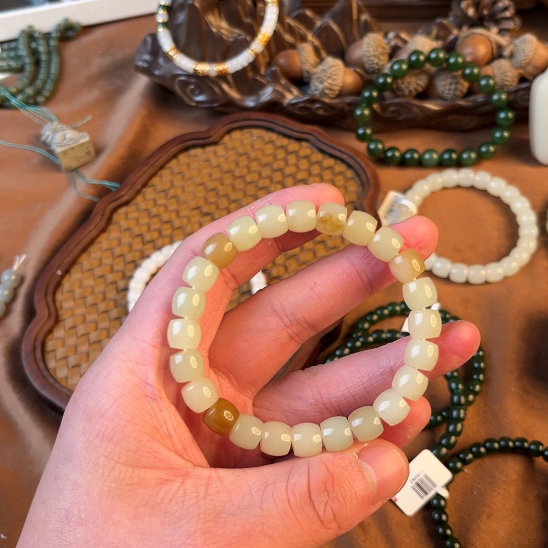 寿***）和田玉未镶嵌手链