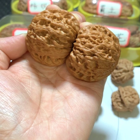 吊坠文玩核桃松*龙脉